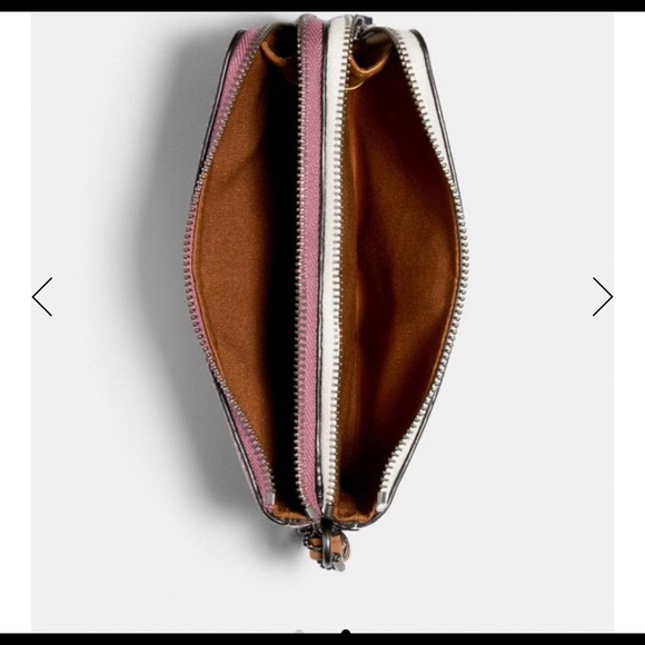 COACH DOUBLE CORNER ZIP WRISTLET IN COLORBLOCK - Picture 2 of 3